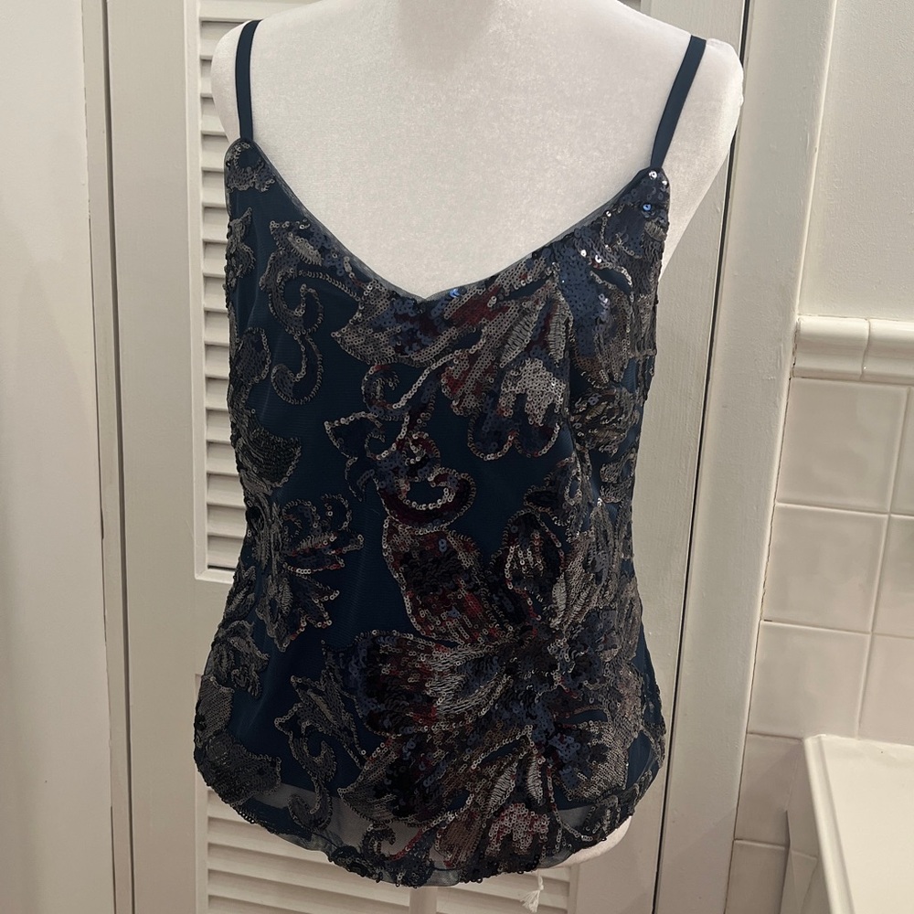 NWT White House Black Market Blue Floral Sequin Lined Cami